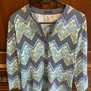 J. McLaughlin Blue and Cream Chevron Blouse